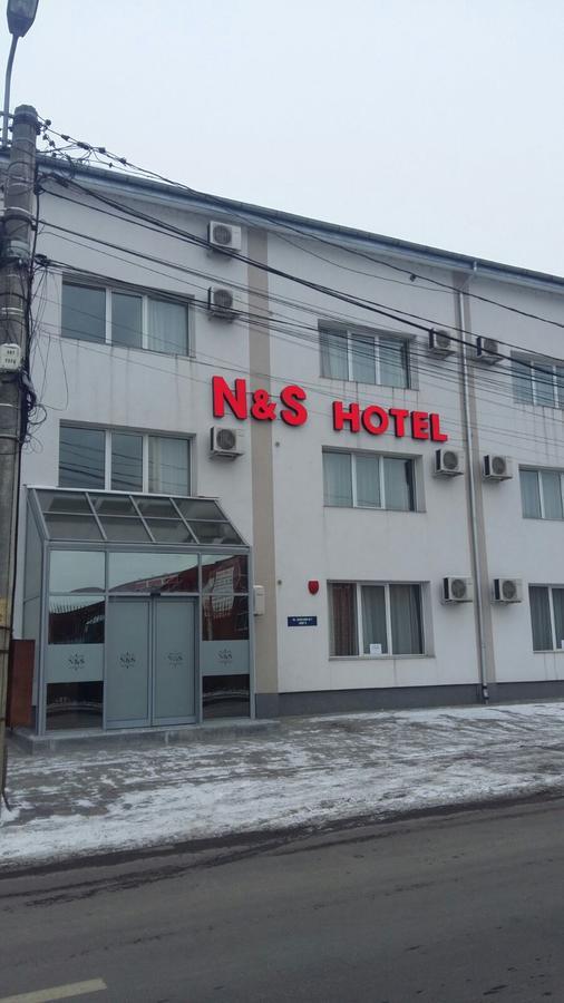 Rent Room N&S Iasi Exteriér fotografie
