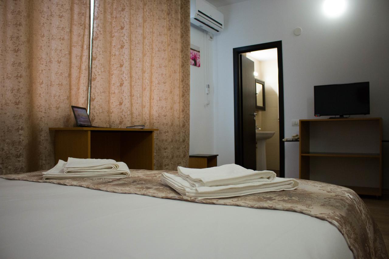 Rent Room N&S Iasi Exteriér fotografie