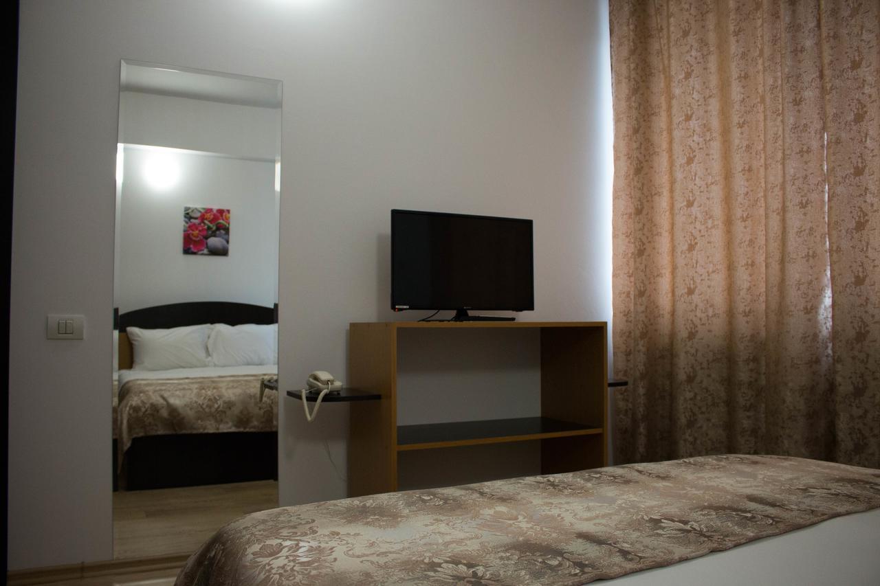 Rent Room N&S Iasi Exteriér fotografie